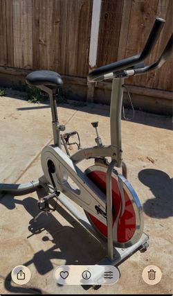Sunny health and fitness exercise bike