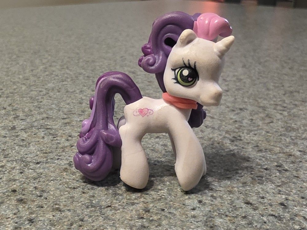 Sweetie Belle Figurine