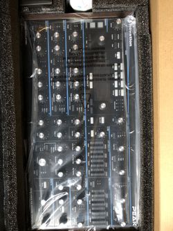 Novation Peak