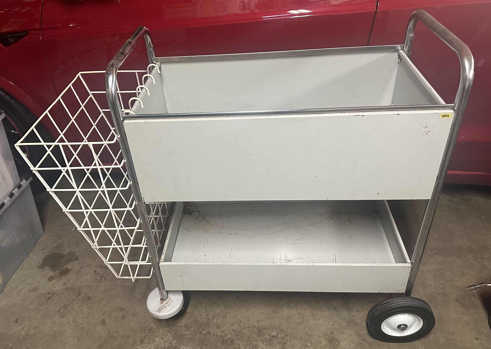 Cart Metal On Wheels/like New