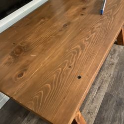 picnic tables 