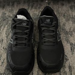 NEW BALANCE Cremorne, Men's, Black/Grey, Comp Toe, EH, Slip Resistant, Low Athletic, Work Shoe