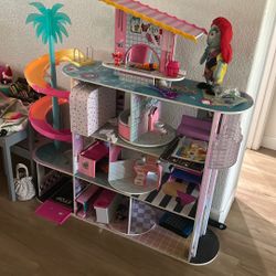 Barbie Play House
