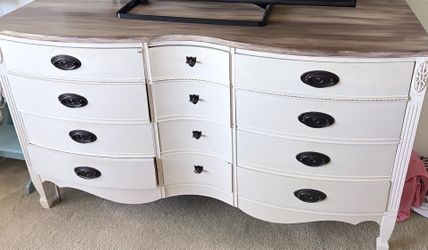 Vintage serpentine front dresser