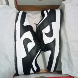 Nike Panda Dunks Men's Size 10 $80