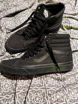 Gently used, Worn once. All black Size 8.5 in mens$15