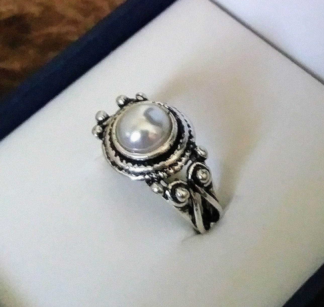 925 Silver White Pearl Ring Size 6
