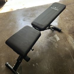 Weight Lifting Bench