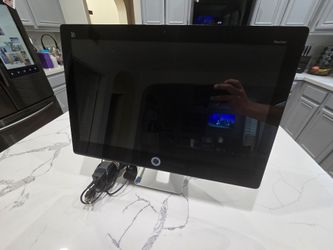 HP Pavilion TouchSmart 22-a113w 21.5" All-In-OnePentium G3260T 4GB