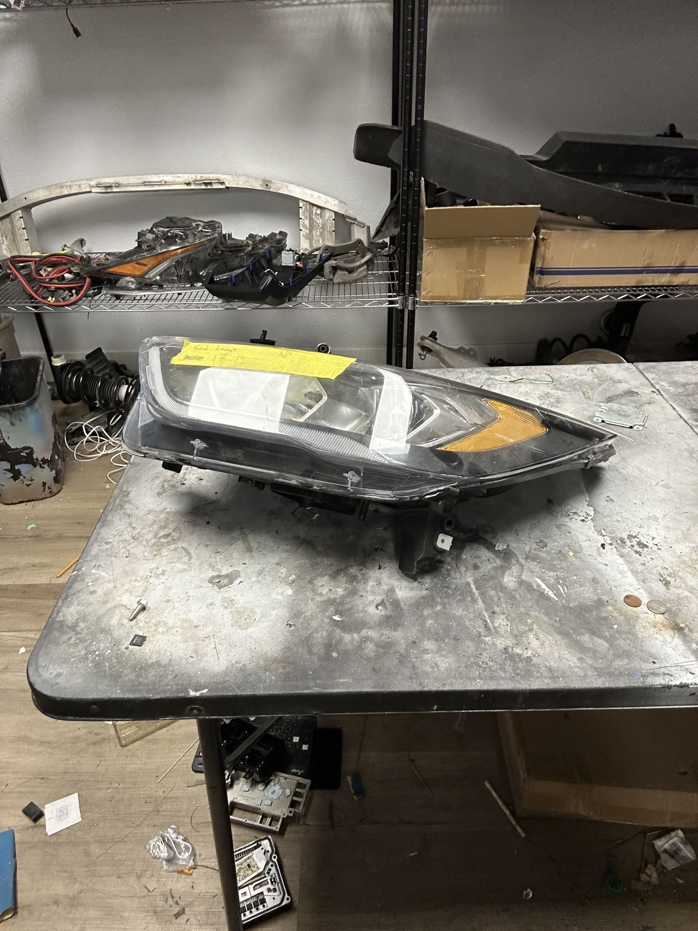 17-19 Ford Escape Headlight