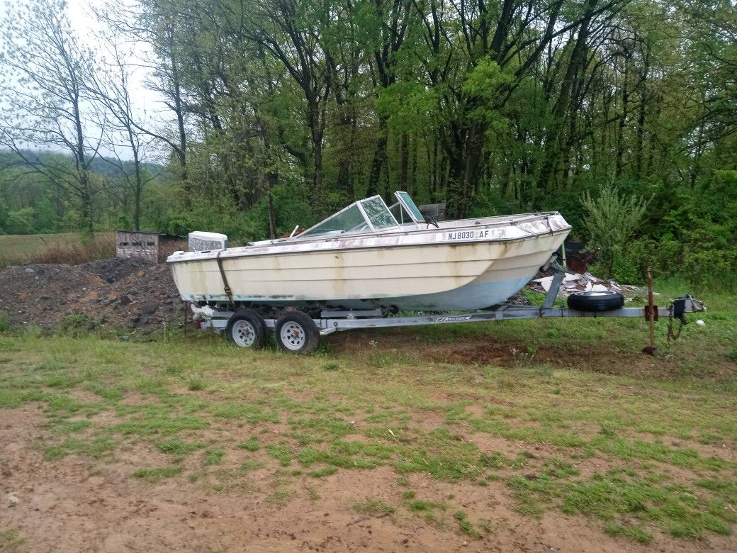 19' OFFSHORE  Boat Trailer ,Great Condition