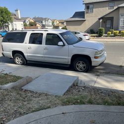 2003 Chevrolet Suburban