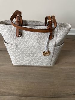 MK tote