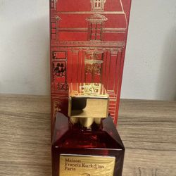 Baccarat 540 cologne