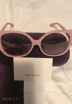 Gucci Sunglasses new!!
