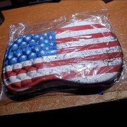 Brand new Mouse Pad with Wrist Support with Massage Design USA Flag