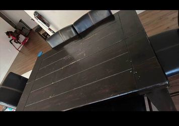 Dinning table