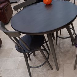 *Manager's Special!!!*---Floor Model Sorrento Dining Table Sets W/3 Swivel Chairs---Only $299!!!---Delivery/Store Pickup🫡