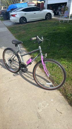 Mountain Bike Size 26 Huffy Ston 18. speed. good Condition Gears Work Everything