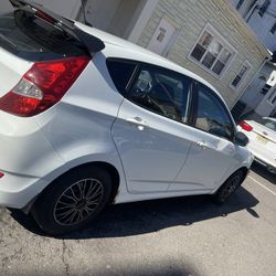 2013 Hyundai Accent