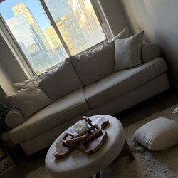 ✨ Beautiful Beige Sofa & Coffee Table Set – Excellent Condition! ✨