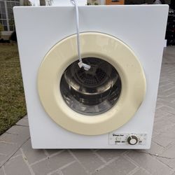 Magic Chef Compact Dryer