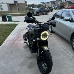 2020 Husqvarna Svartpilen 401 Motorcycle 