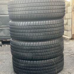 SET OF TIRE 275 55 20 MICHELIN 85% LIFE