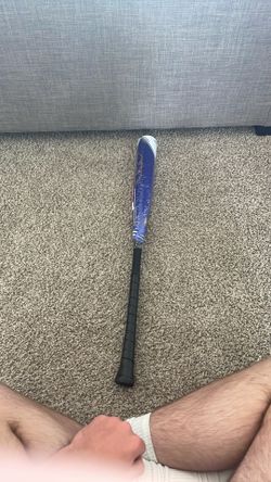 BRAND NEW 2023 32 -5 axe bat