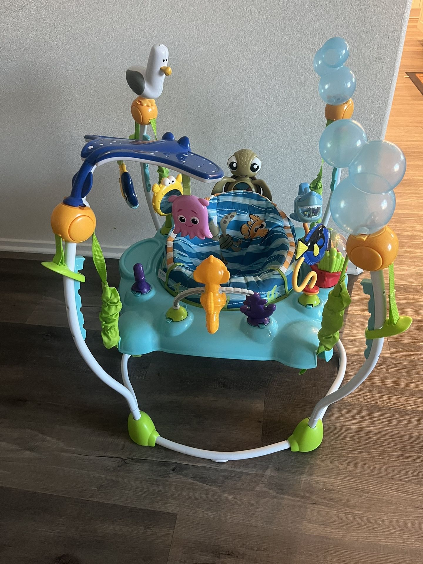Bright Starts Disney Baby Finding Nemo