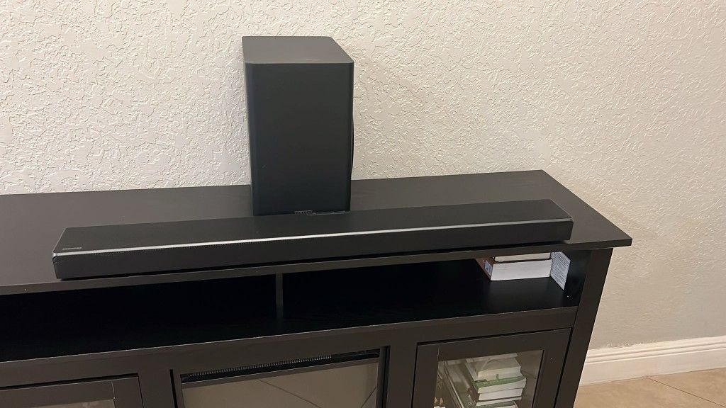 Samsung Sound Bar And Subwoofer