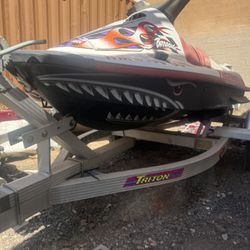 1995 Yamaha Tiger Shark 
