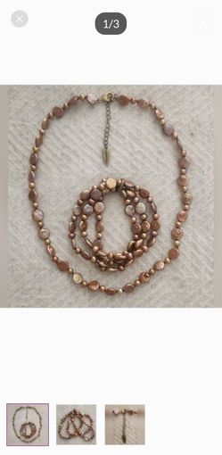 Freshwater Pearl Necklace & Bracelet