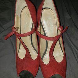 Marc Fisher Red And Black Heels 