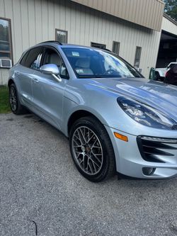 2018 Porsche Macan