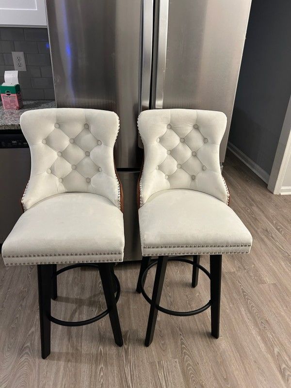 2 Bar Stool Brand New $150