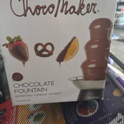 🍫 ChocoMaker 14” Chocolate Fountain – Makes Everyday Entertaining Effortless! 🍓