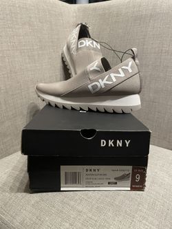 DKNY Shoes Women’s Size 9