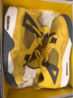 Jordan 4 lightning