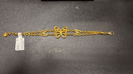 24K Gold butterfly bracelet 7” 19.5trms no trades 3816 Steilacoom Blvd Lakewood