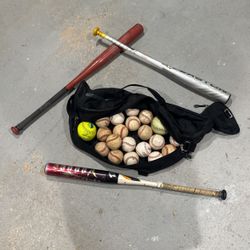 3 Soft Ball Bat And Bag With Softballs