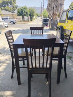4 piece dinning set