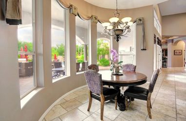 60” Round Dining Table with 4 Chairs – Beautiful Solid, Heavy Set