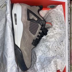 Jordan 4 Taupe Haze Size 7