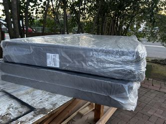 Low Profile Calking Boxsprings $90 