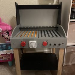 Wooden Play Pretend Bbq Grill 