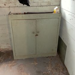 Jelly Cupboard Vintage 