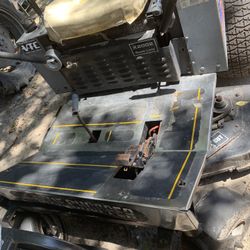 Dixie Chopper Mower (Parts)