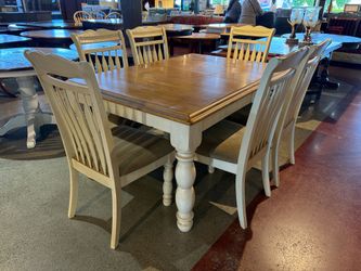 ASHLEY FURNITURE Cream Farmhouse Style Dining Table Set (Set of 6)