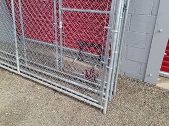Kennels (Fencing) Grey